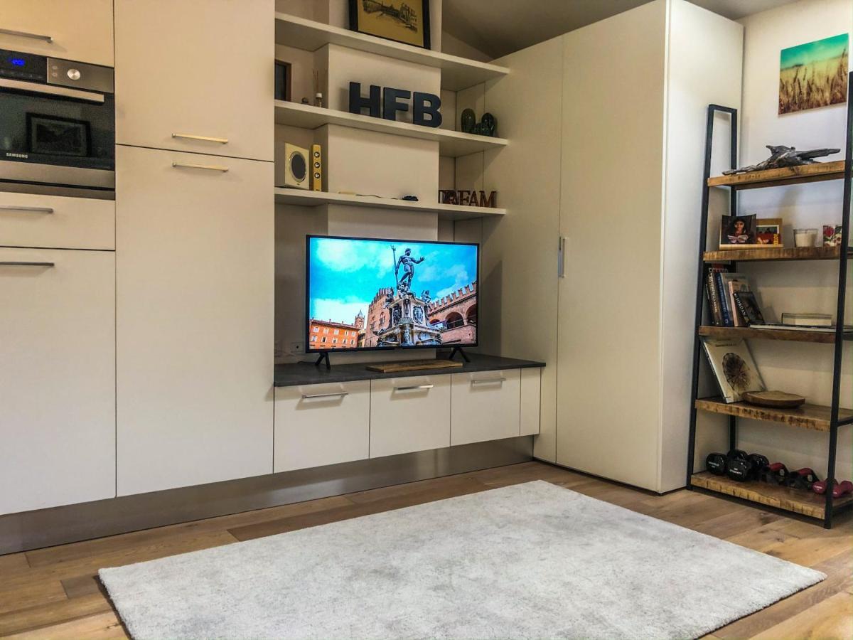 Healthy Flat Bologna - Tower Skyline View Apartment Екстериор снимка