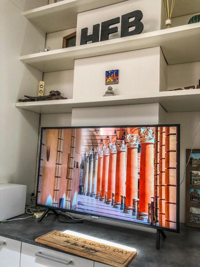 Healthy Flat Bologna - Tower Skyline View Apartment Екстериор снимка